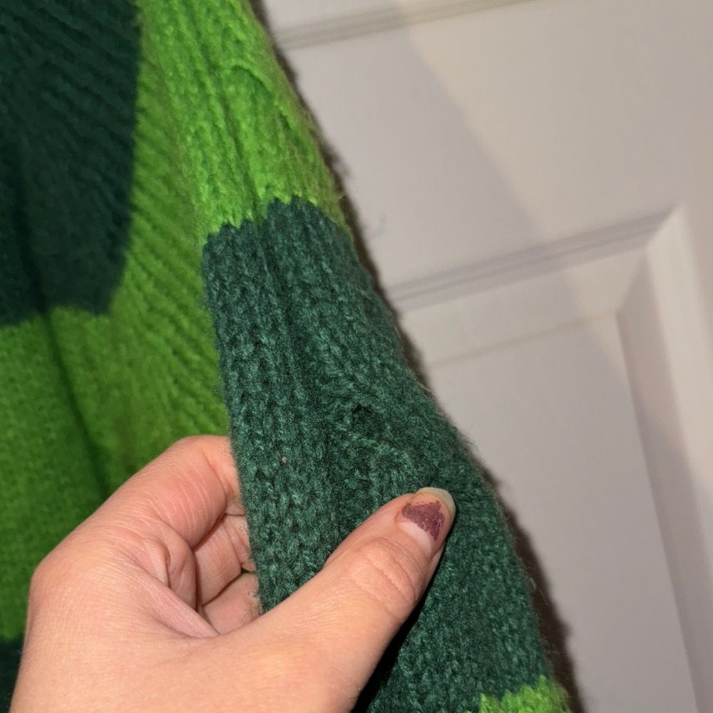 3/$30 MXM Vibrant Green Knit Sweater - Picture 6 of 7